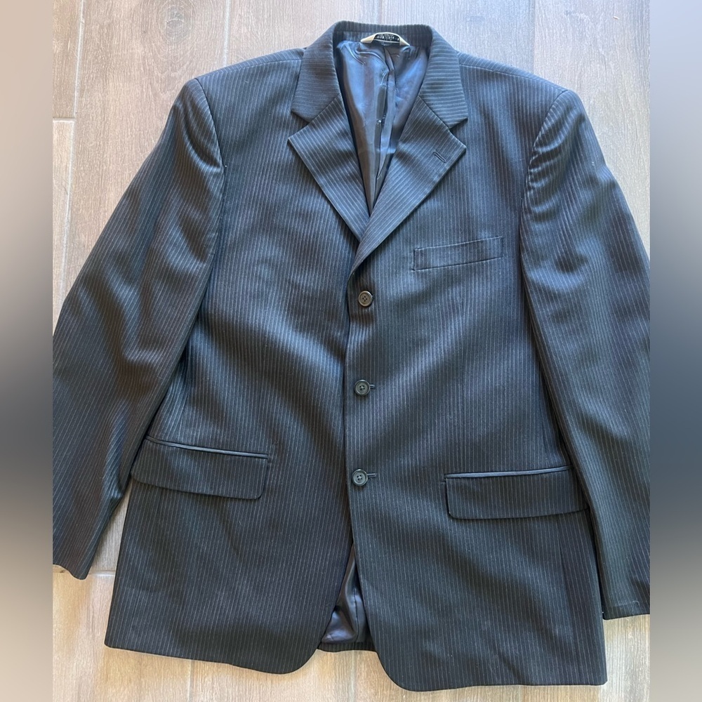 Men’s Versini 100% Wool Pinstripe Blazer Black Color Jacket Sports Coat 43 R